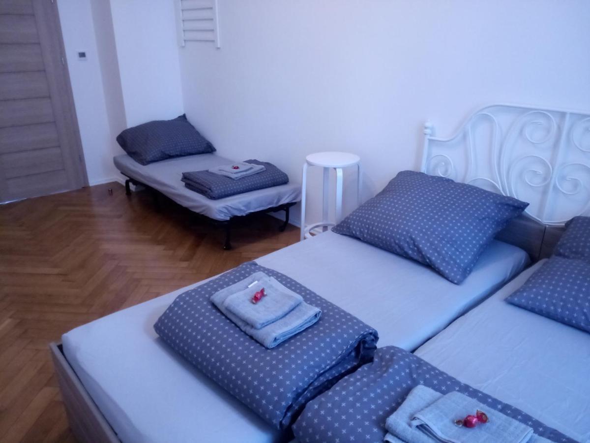 Gallys Apartments Praga Esterno foto